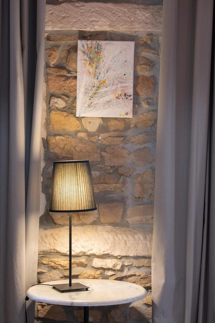 Le Petit Imbert - Studio Chaleureux Et Cozy Лион Екстериор снимка